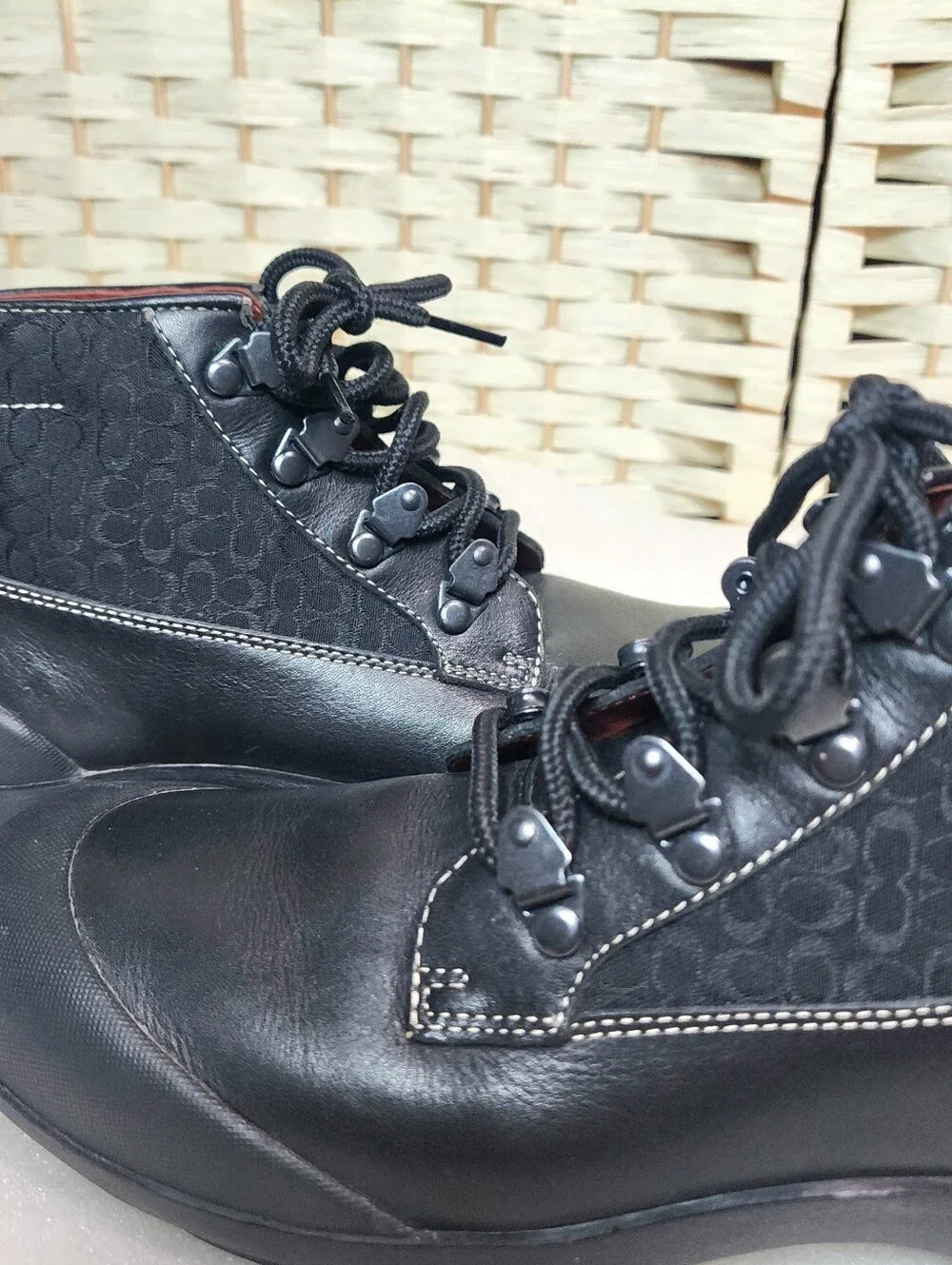 Coach Dyanne Black Oiled Leather Jacquard Logo Lace-up Booties Size 7.5 P488